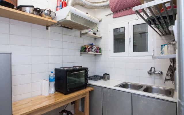 Ampelokipi Metro Roomy Delightful Oasis