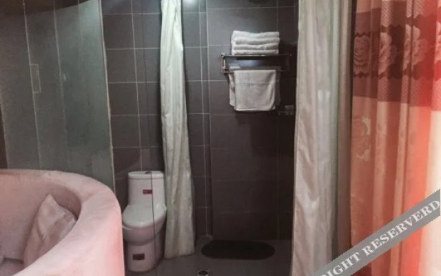 Yijia Business Inn