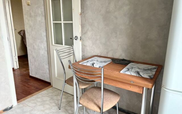 Rent House on Kurchatov Avenue, 21