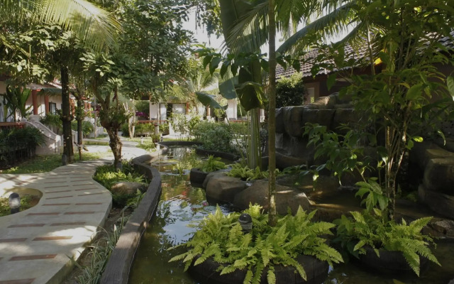 Fanari Khaolak Resort - Courtyard Zone