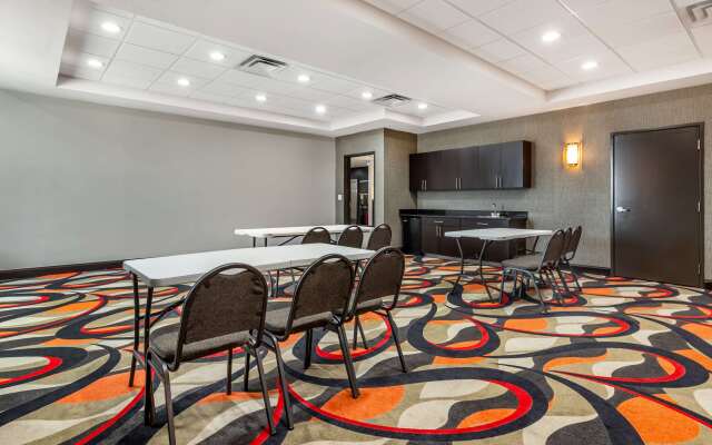 Best Western Plus Coweta's 1st Hotel