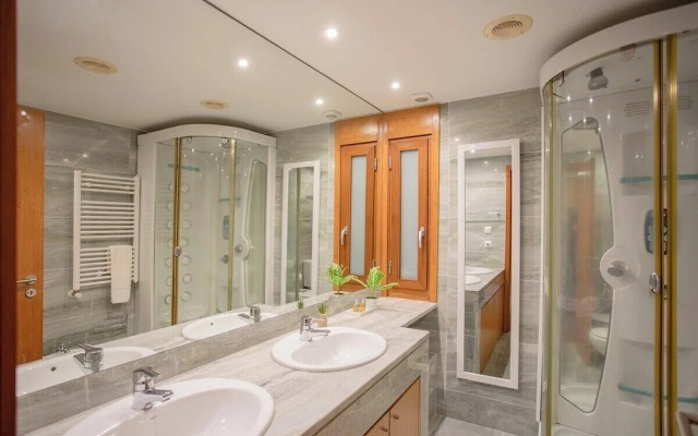 Liiiving in Caminha Countryside Pool House