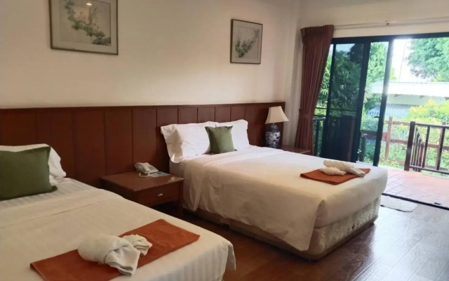 Sailom Resort Bangsaphan