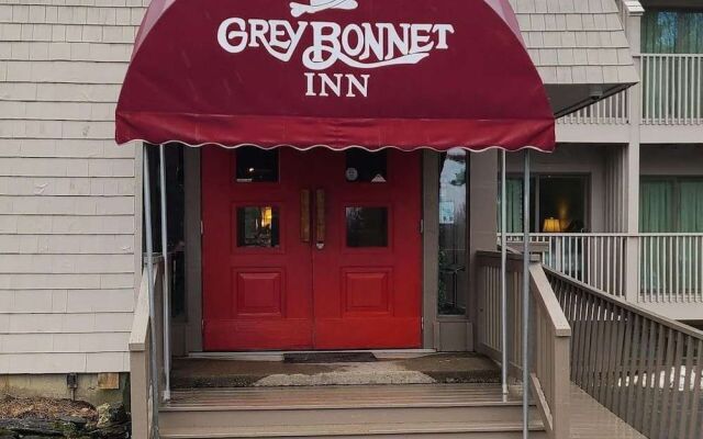 Grey Bonnet Inn