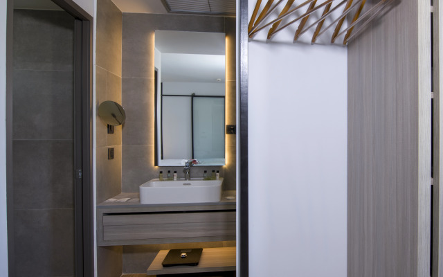 Myrion Beach Resort & Spa - Adults Only
