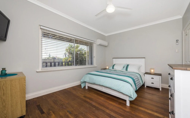 South Side - Feel the Breeze