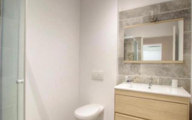 Appartement tranquille en bas de villa