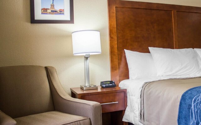 Hotel Jamaica Plaza