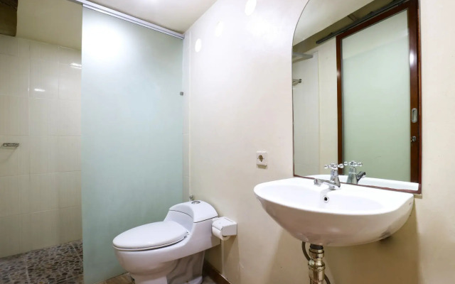 Damar Emas Guesthouse