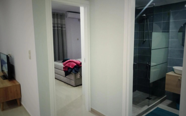 Suite Apartment Athens center, metro Metaxourgeio