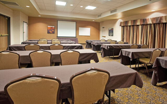 Fairfield by Marriott Inn & Suites Phoenix West Chandler