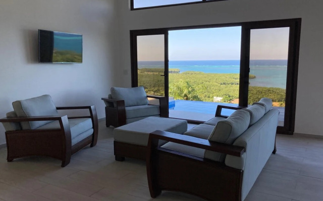 Turquoise Views at Coral Views Village