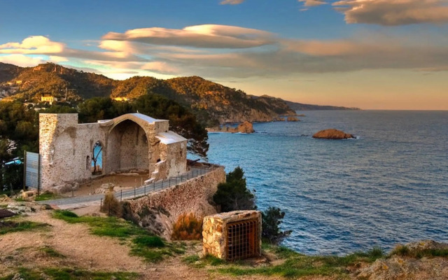 Lets Holidays BEAUTIFUL APARTMENT w/ POOL TOSS