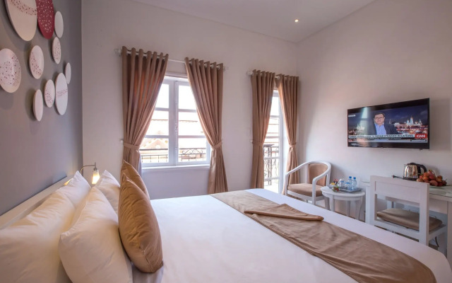 Alba Hotel