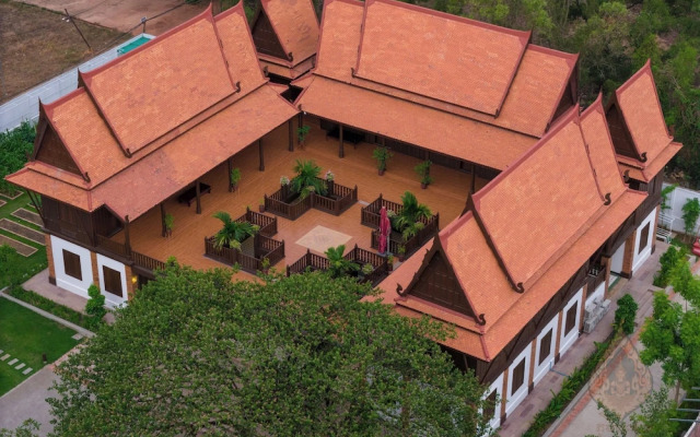 Phoum Chaufea Resort