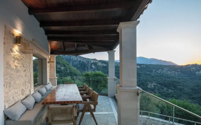Moundros Luxury Villa & Spa