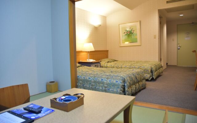 The Gran Resort Elegante Awajishima