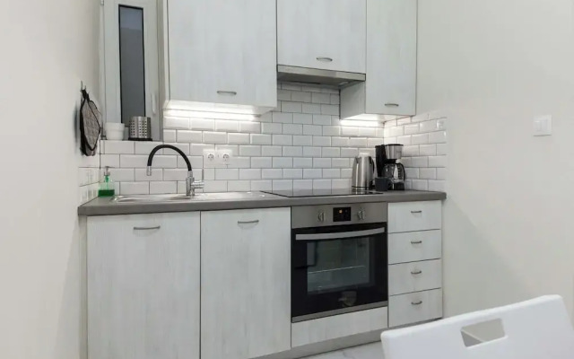 Charming 1 Bd Apt near ASOE in Athens