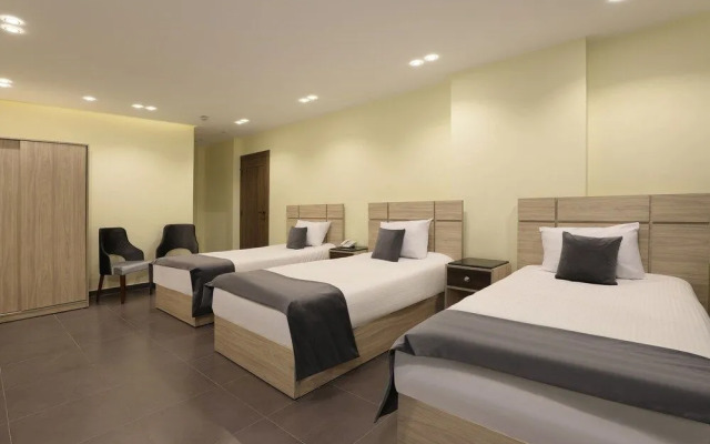 Brothers Pyramids View