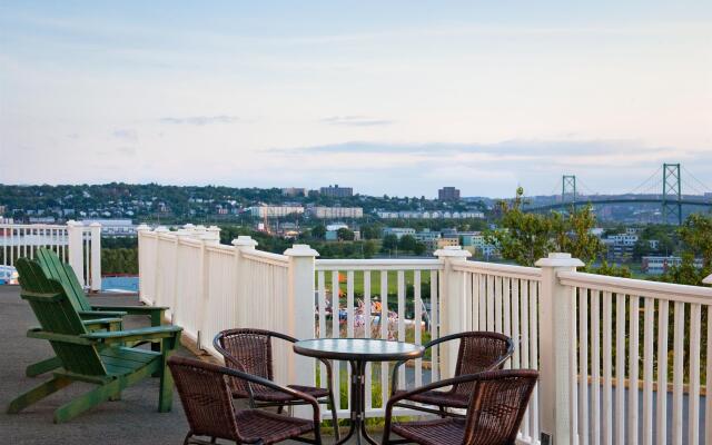 Travelodge Suites by Wyndham Halifax Dartmouth