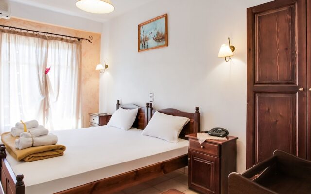 Homely Holiday Home in Stournareika With Terrace