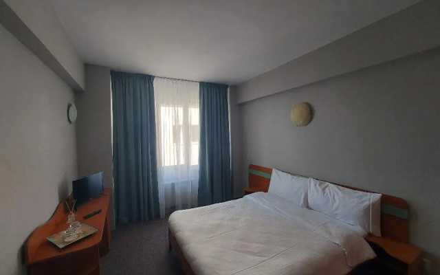Elizeu Hotel