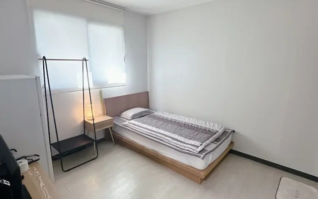 Yolo House