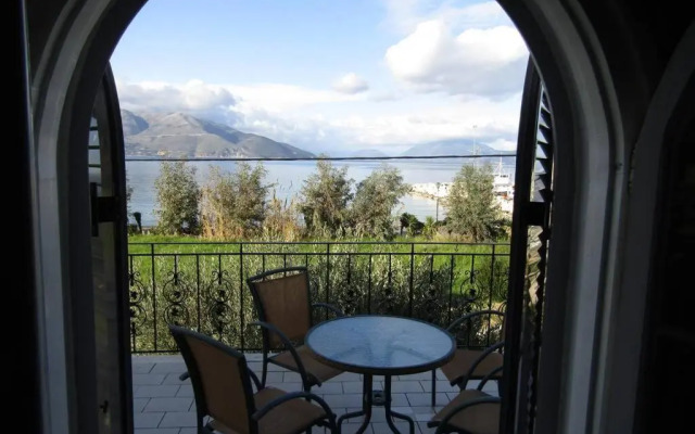 Tilde on the beach, Apts - Sami Kefalonia