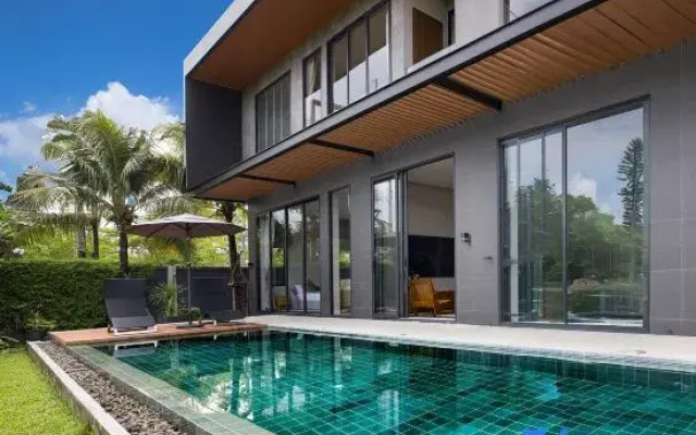 3 Bedroom Seaview Pool Villa | near Chalong Pier | Phuket | Warm Plus