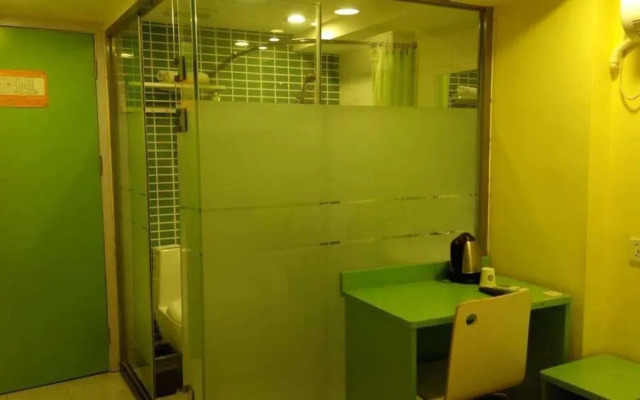 Yimi Hotel Changshou Metro Branch