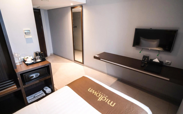 Midtown Hotel Samarinda - Image 6