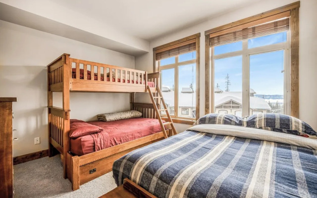 Southpoint 25 Two Bdrm Ski In Out HotTub