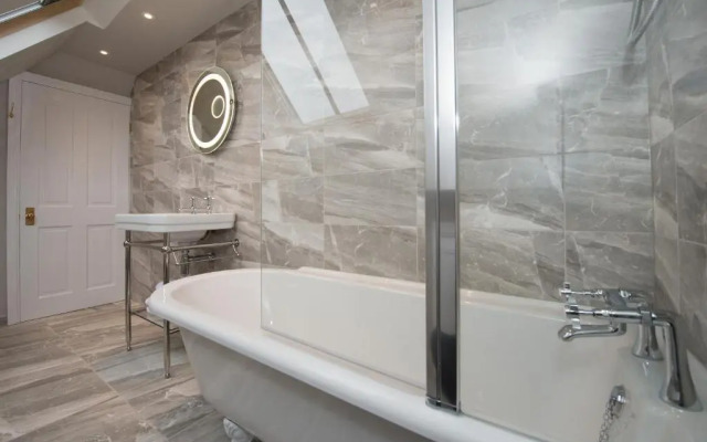 The Tower by Harrogate Serviced Apartments