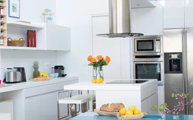 Lefkon Villa With Pool by the Sea - N Peloponnese