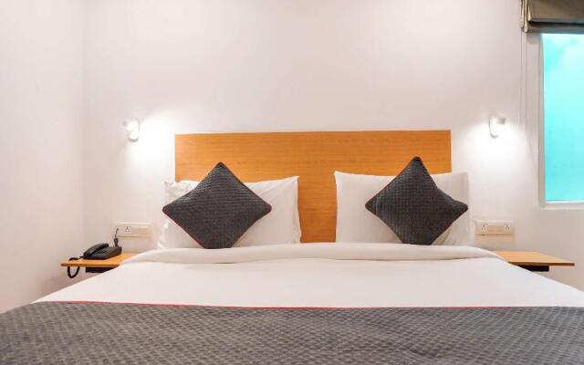 OYO Townhouse 333 Sector 121 Noida
