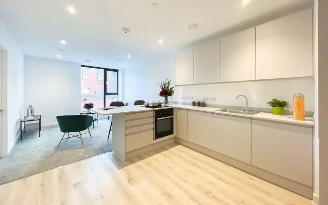 Manchester Terrace Retreat-cinema & Free Parking