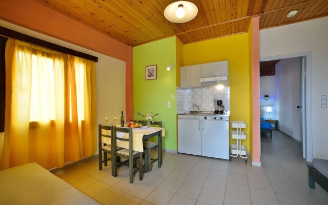 Mythos- Platanias- Hotel -Apts