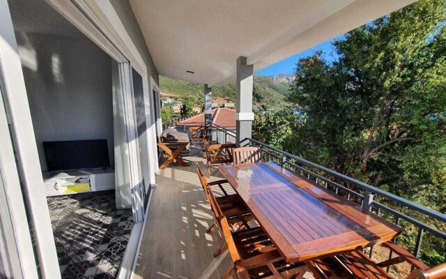 My Saranda Tati̇l Evleri̇