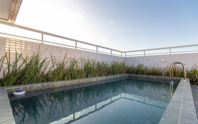 Dom Sebastian #103 - Praia do Bessa por Carpediem