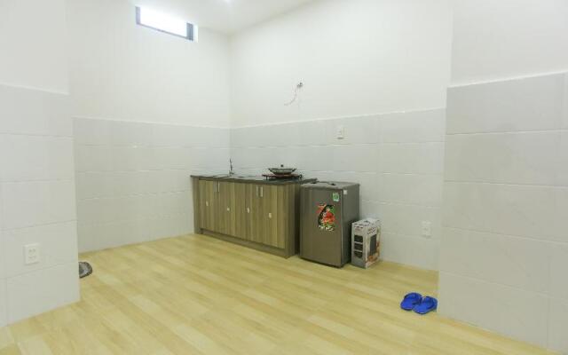 OYO 1068 Fussa Hostel and Apartment