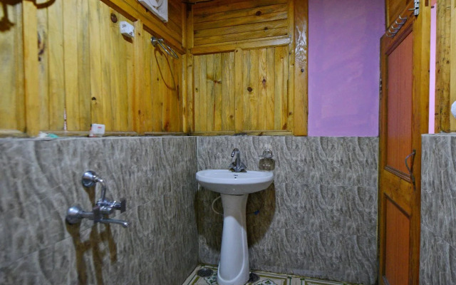 Nature Treat Resort by OYO Rooms