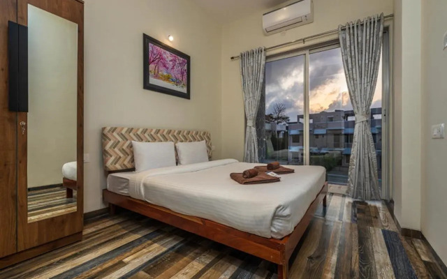 SaffronStays Pebbles, Lonavala - pet-friendly pool villa perfect for weekend getaway