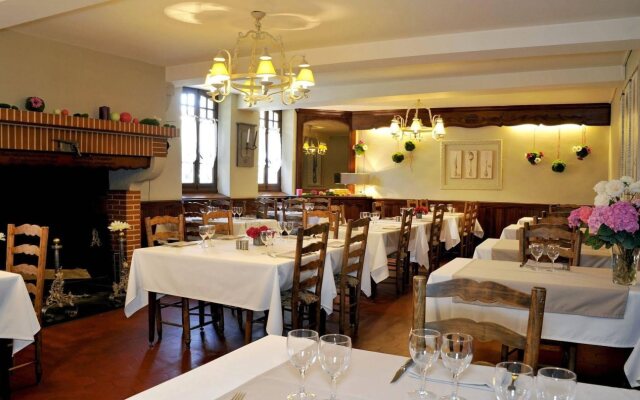 Hôtel Restaurant Le Commerce