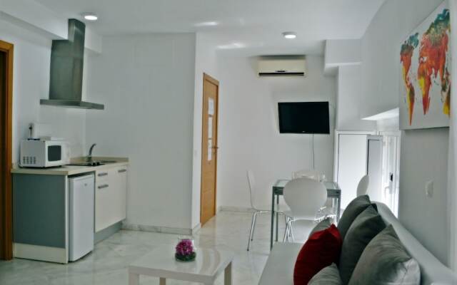 Reservaloen Casa del Museo / Topibe SL