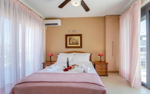 Villa The Palm, Beach & Airport closeby - POOL