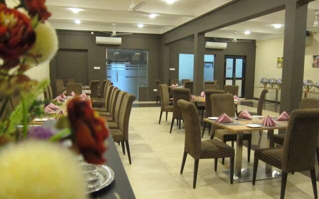 Hotel Oviya