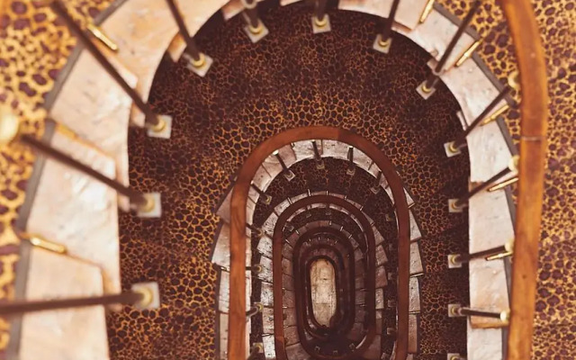 L'Hotel