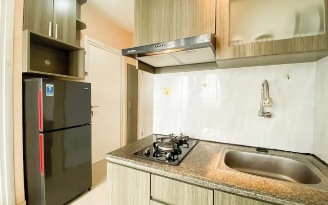 Comfy 2Br Near Mall At Green Pramuka City Apartment
