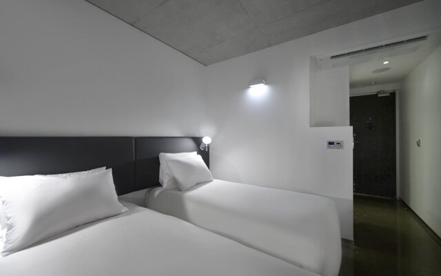 Creto Hotel Myeongdong