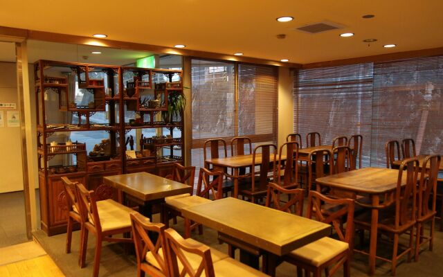 Kochi Business Hotel Bekkan